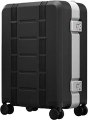 Ramverk Pro Carry-on Luggage 36L