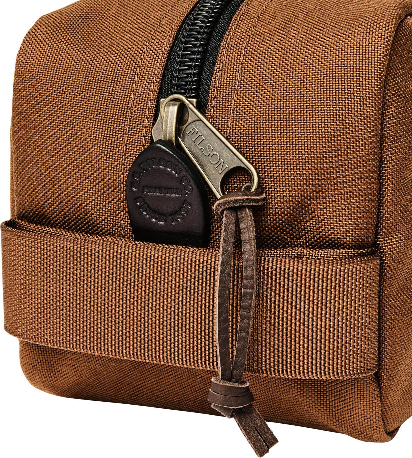 Dryden Travel Pack