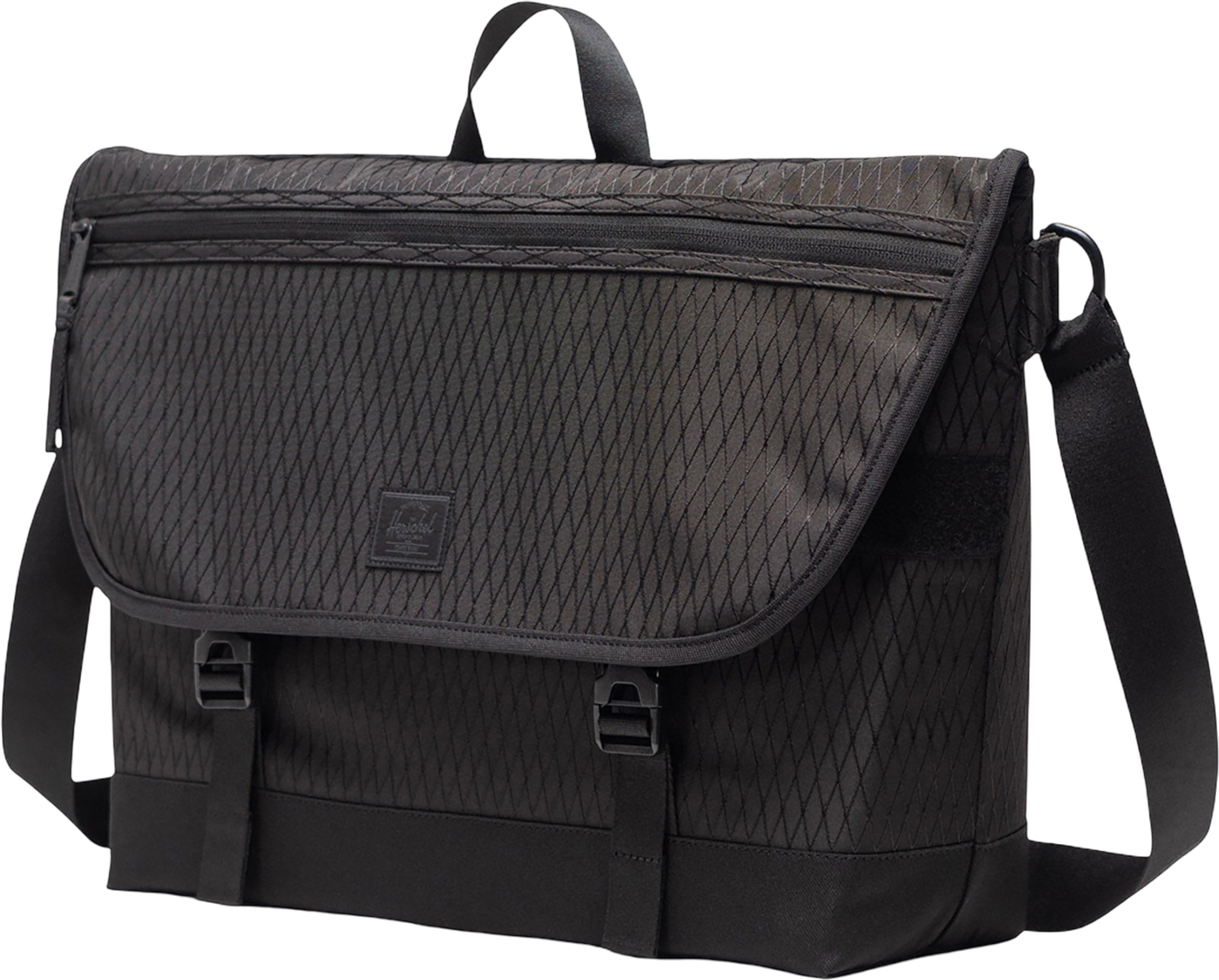 Cove Messenger Bag 22.5L