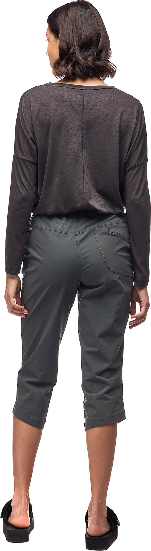 Nakato VI Capri - Women's
