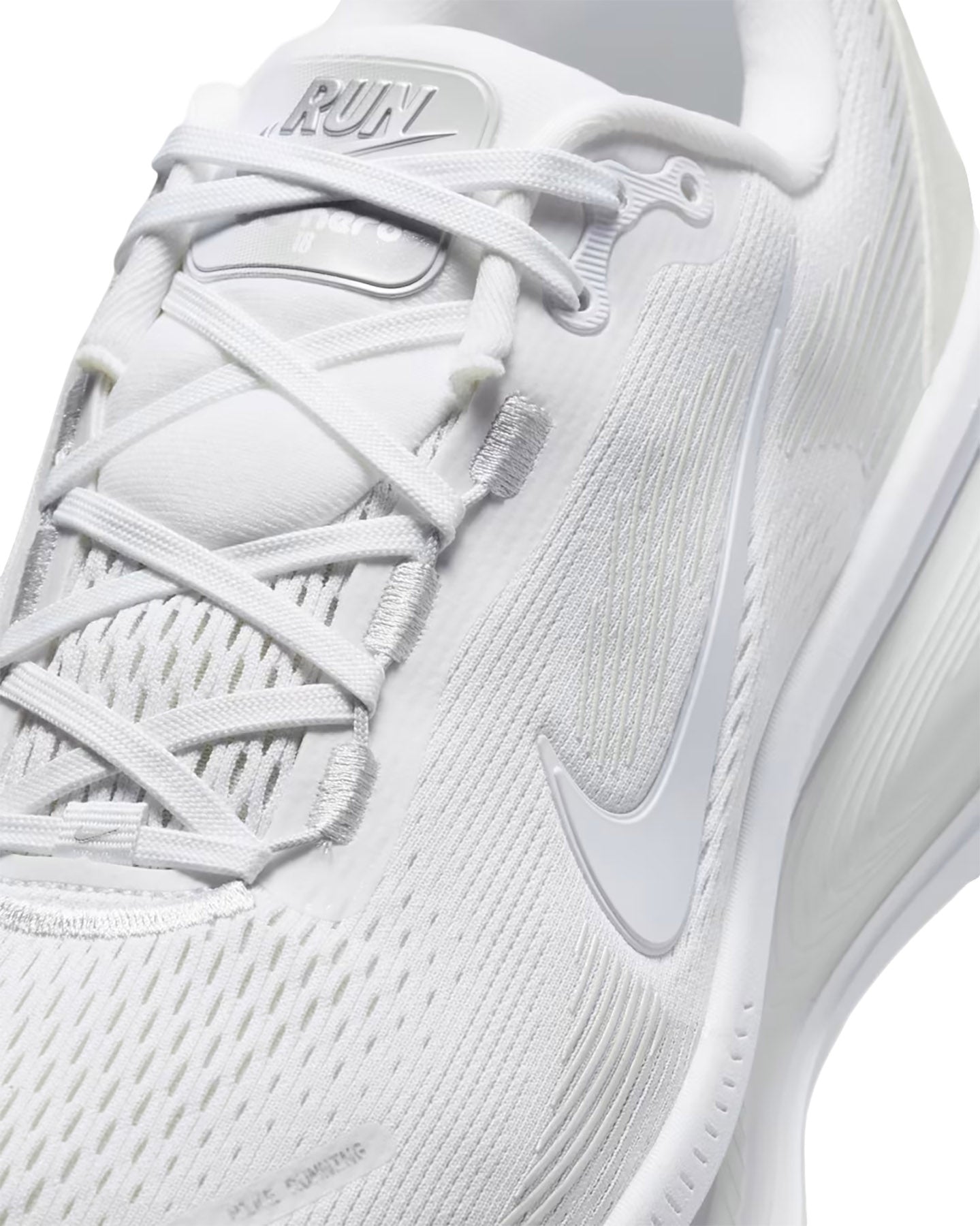 Vomero 18 Road Running Shoes - Men's