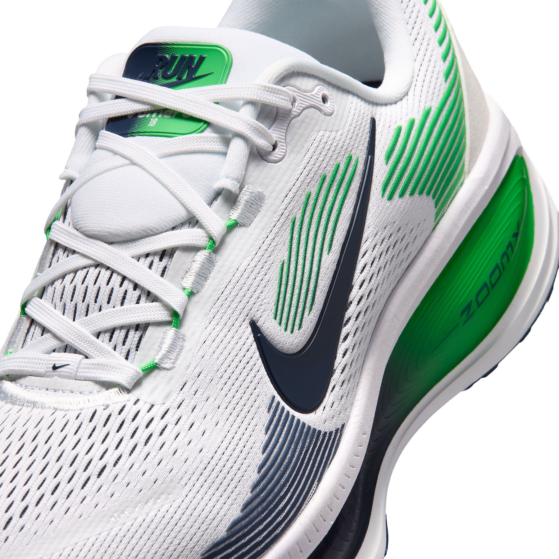 Vomero 18 Road Running Shoes - Men's