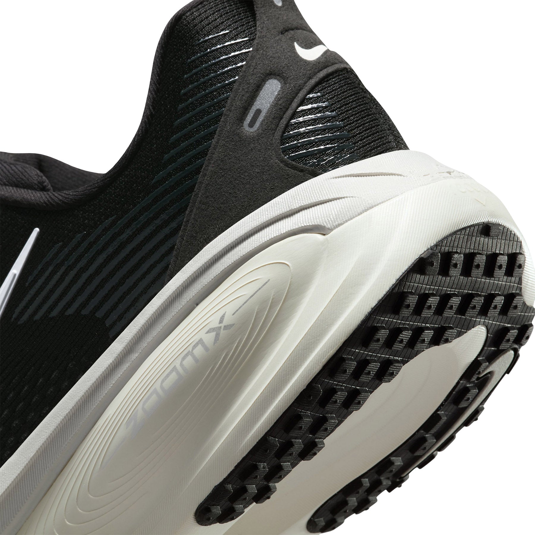 Vomero 18 Road Running Shoes - Men's