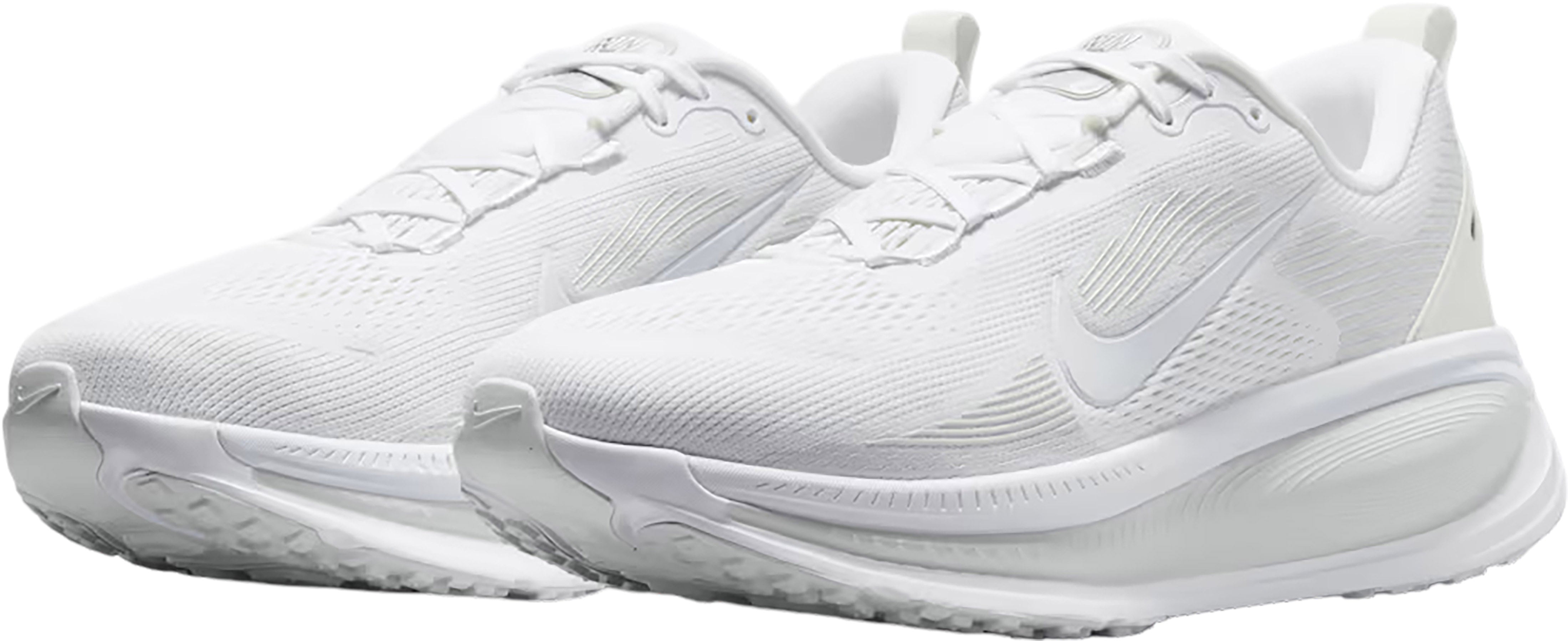 Vomero 18 Road Running Shoes - Men's