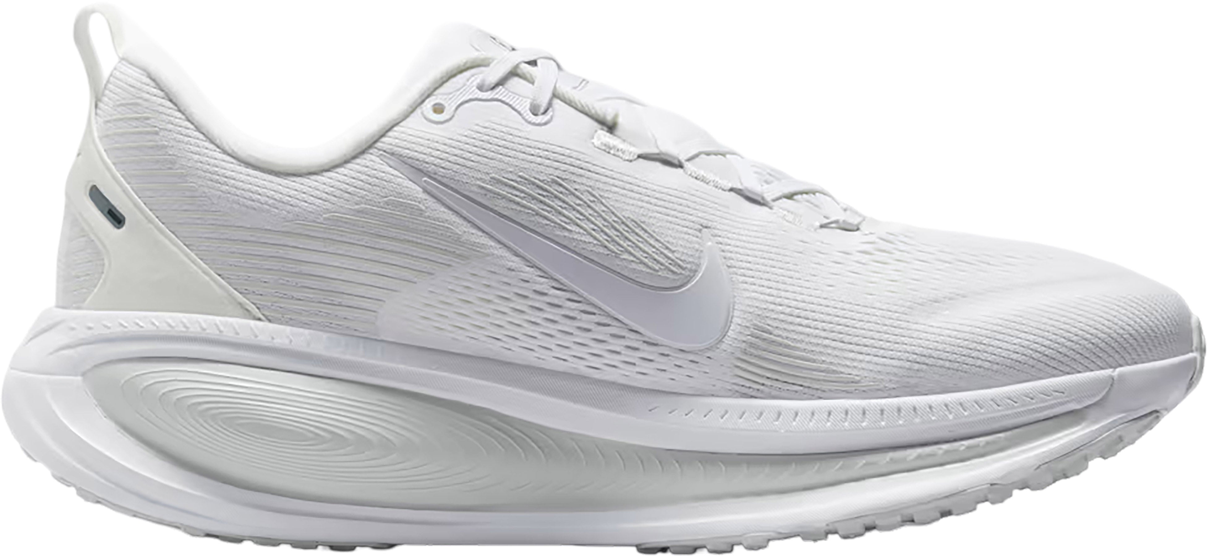 Vomero 18 Road Running Shoes - Men's