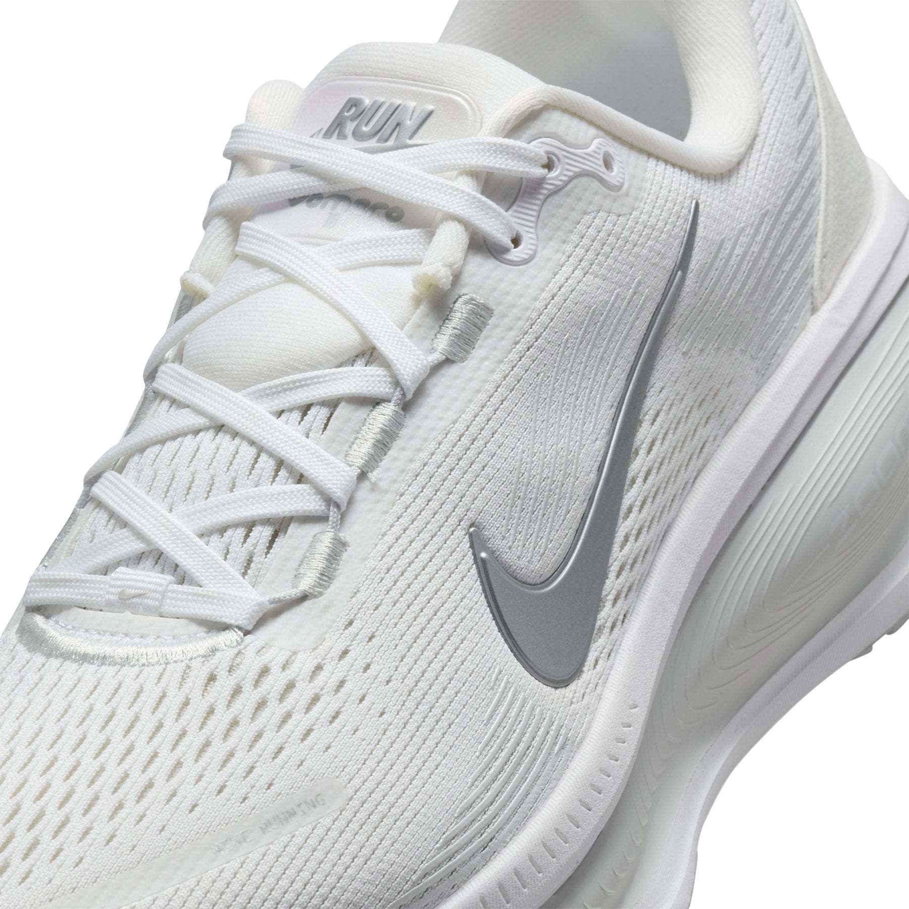 Vomero 18 Road Running Shoes - Women's