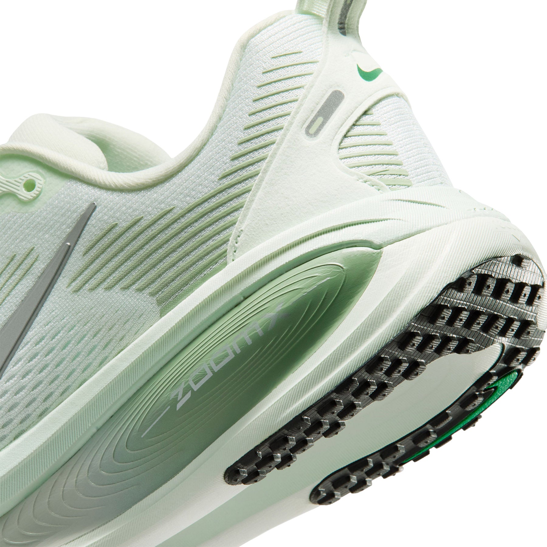 Vomero 18 Road Running Shoes - Women's