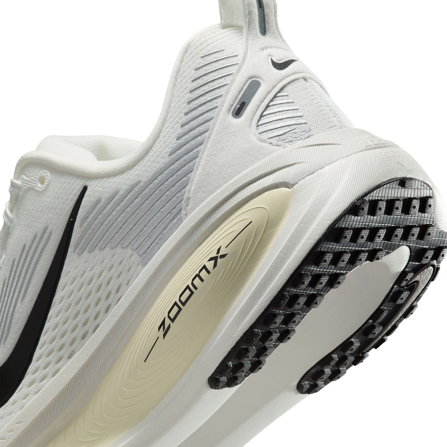 Vomero 18 Road Running Shoes - Women's
