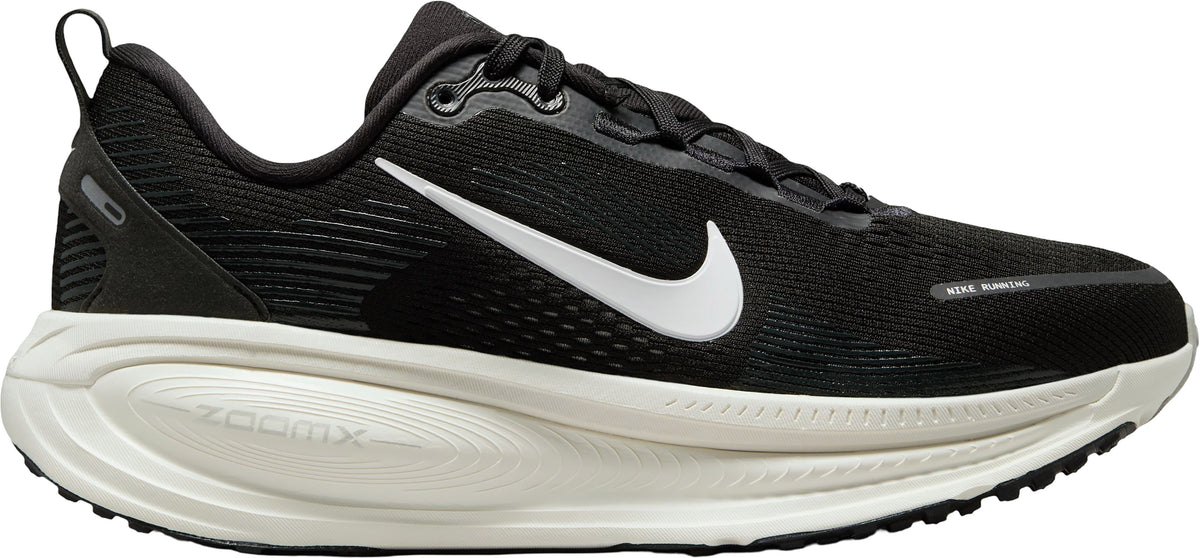 Vomero 18 Road Running Shoes - Women's