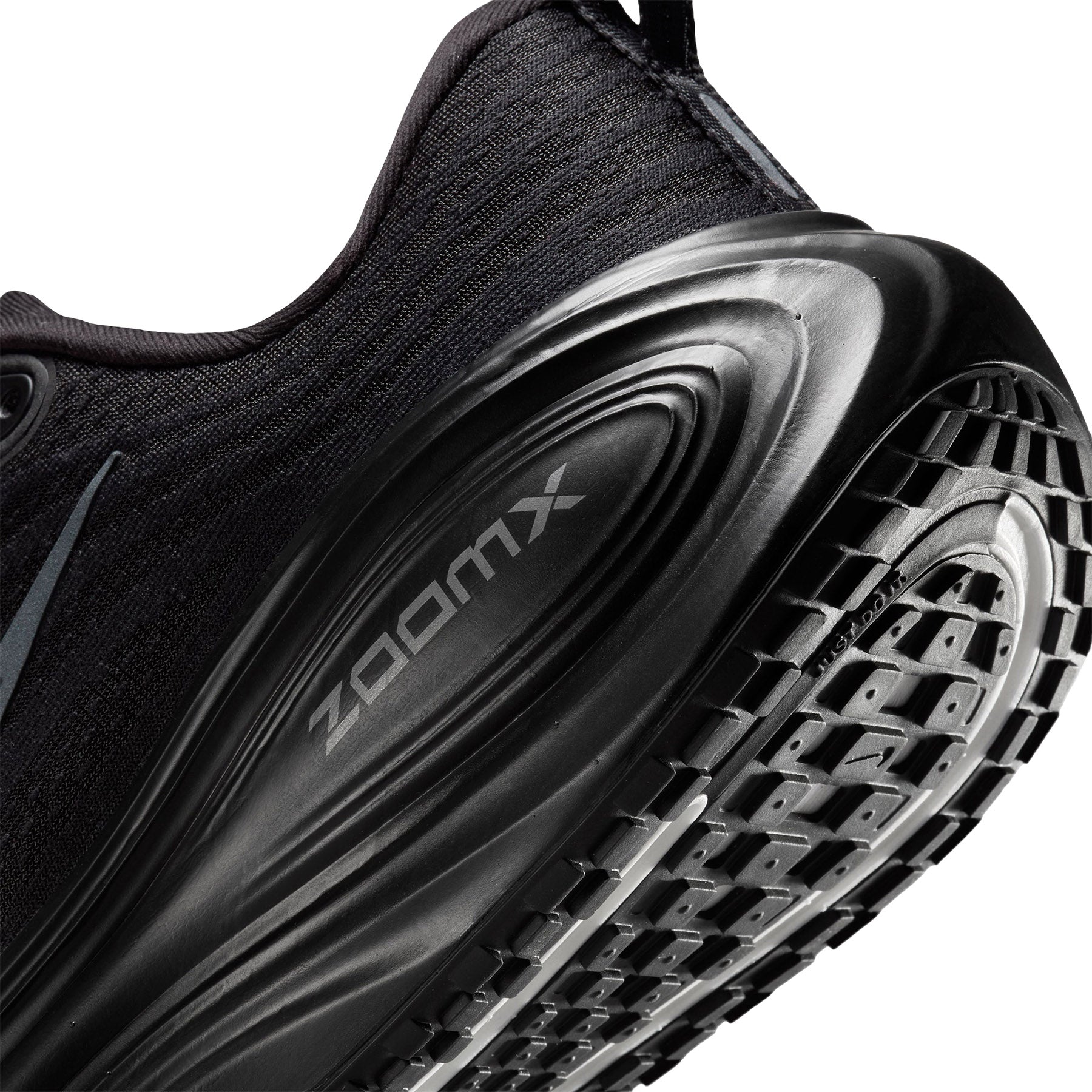 Vomero Plus Road Running Shoes - Women's