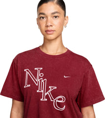 Nike Sportswear Classic Oversized T-Shirt - Women's