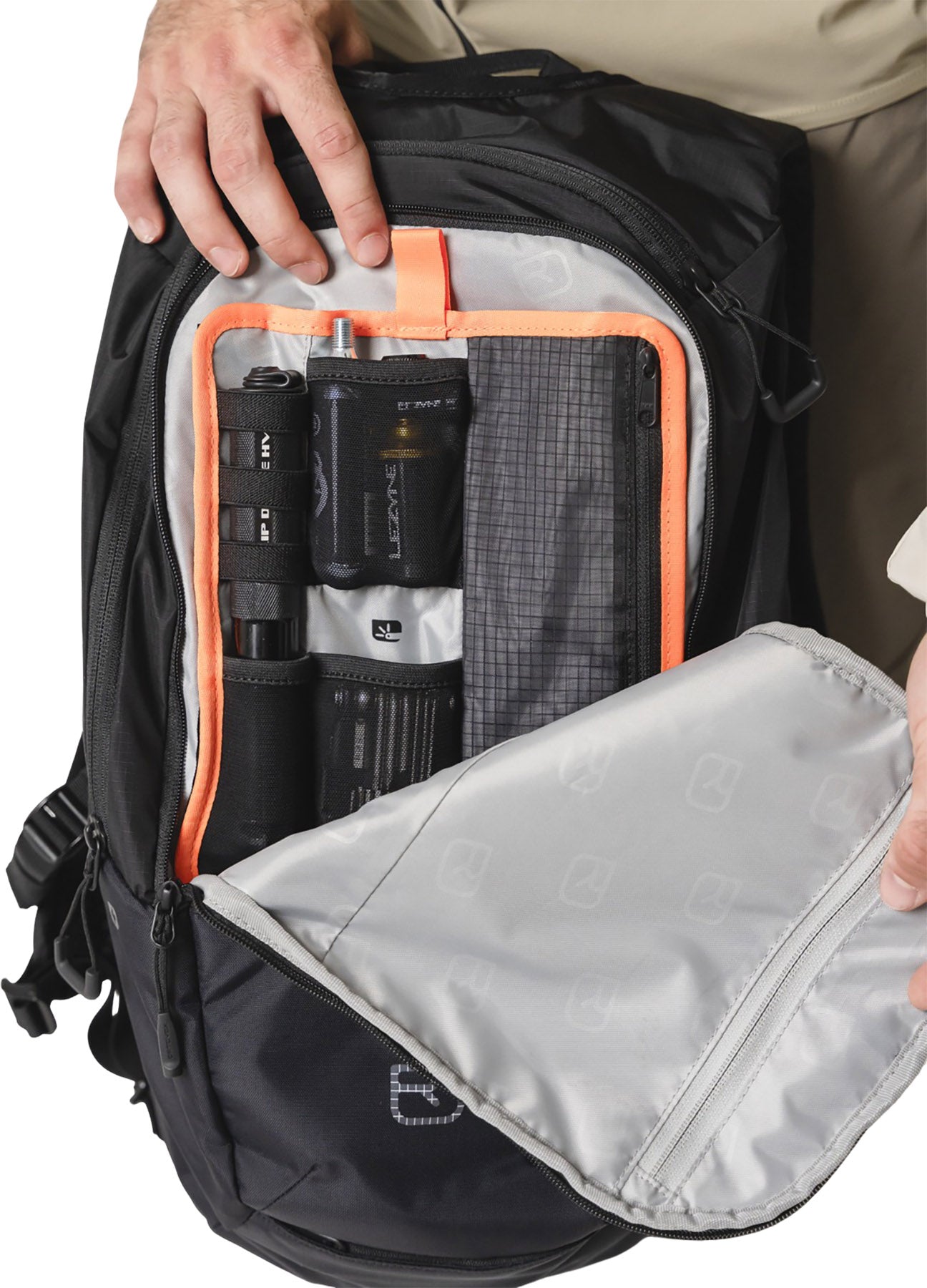 SEQUENCE DAYPACK 15
