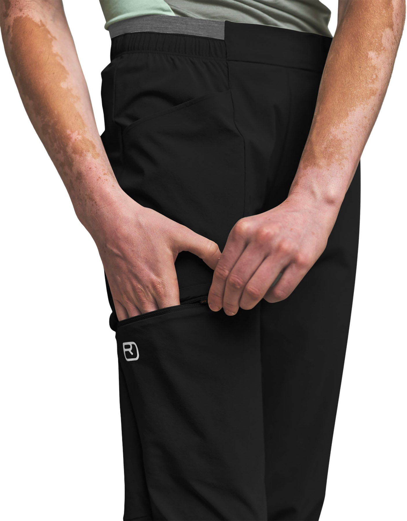 TRACE PANTS W