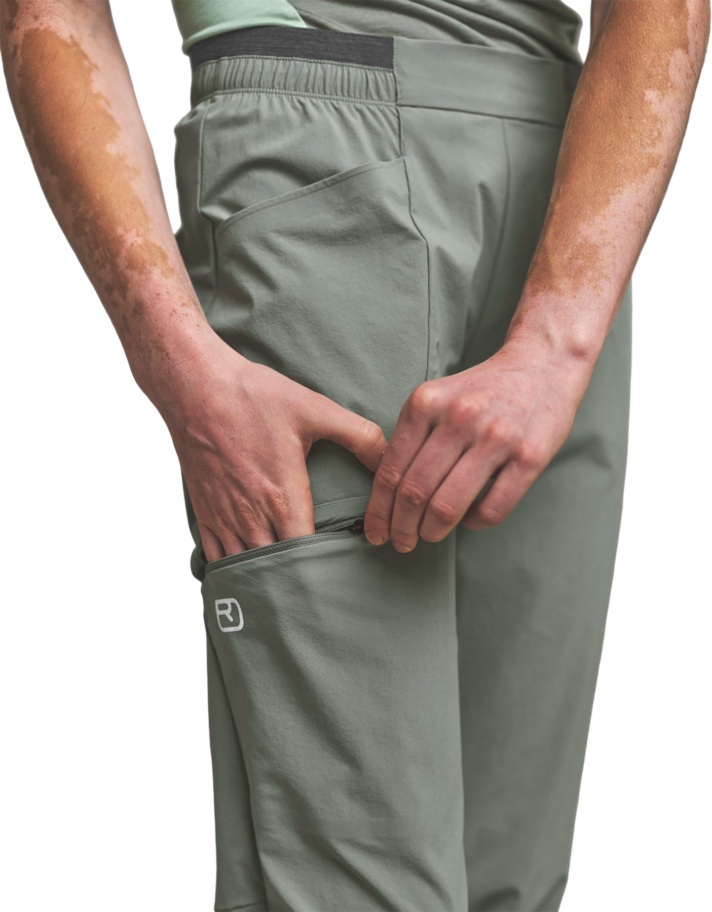 TRACE PANTS W