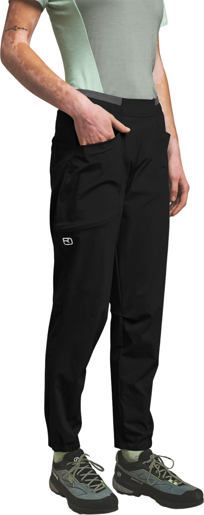 TRACE PANTS W
