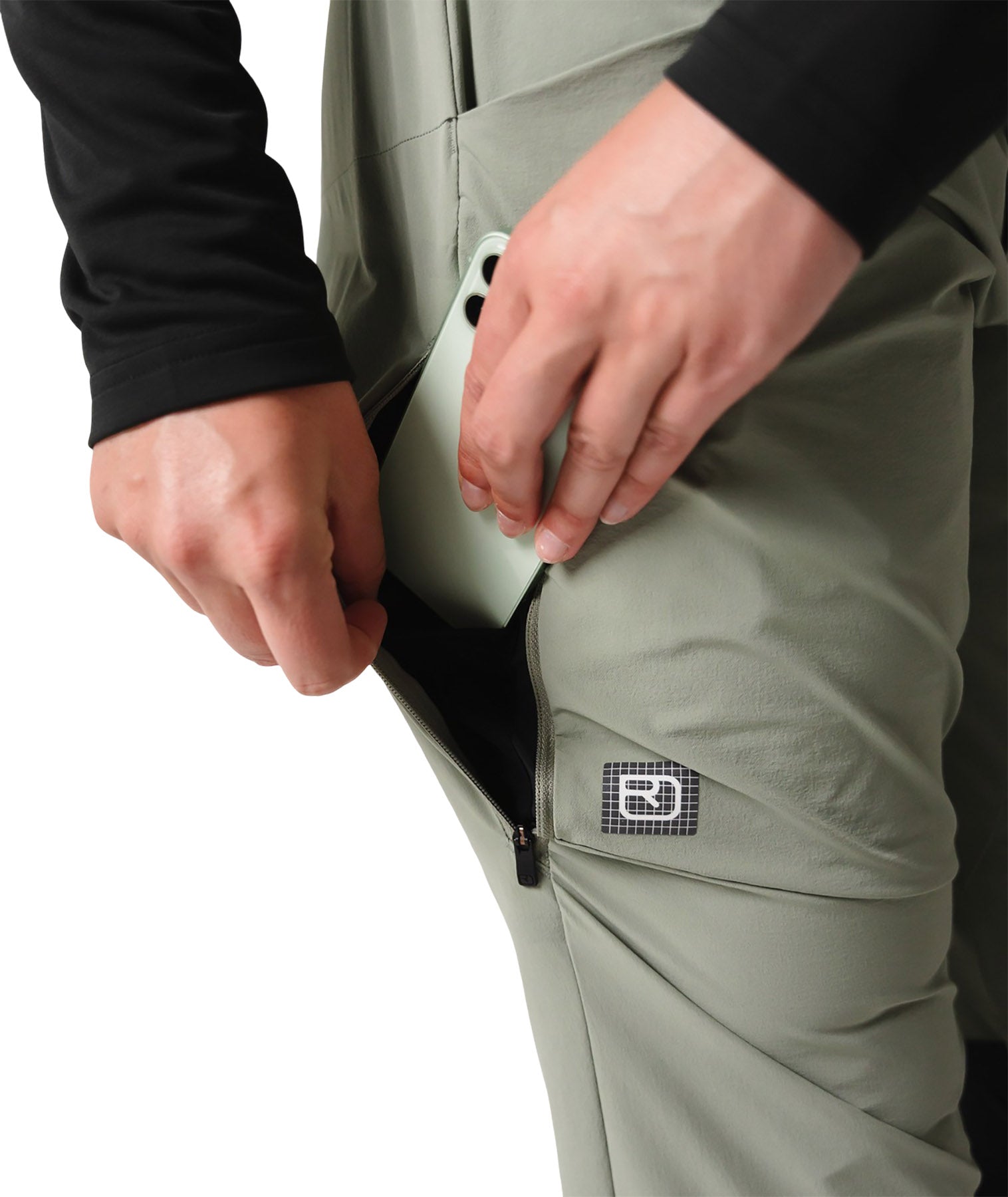 SEQUENCE TRAIL PANTS W