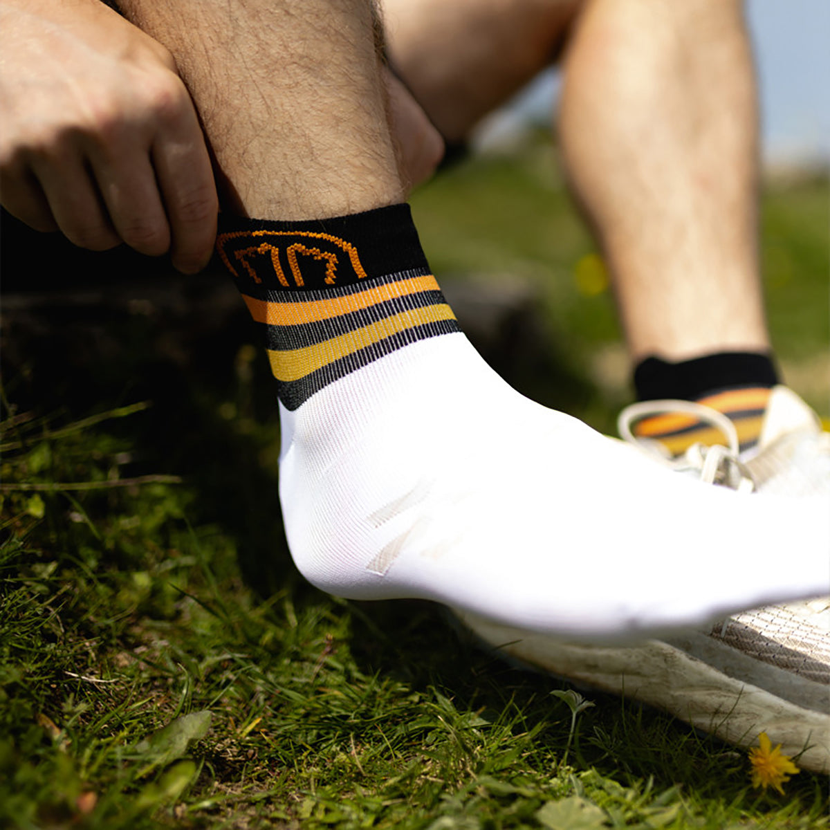 Run Anatomic Light Ankle Running Socks - Unisex
