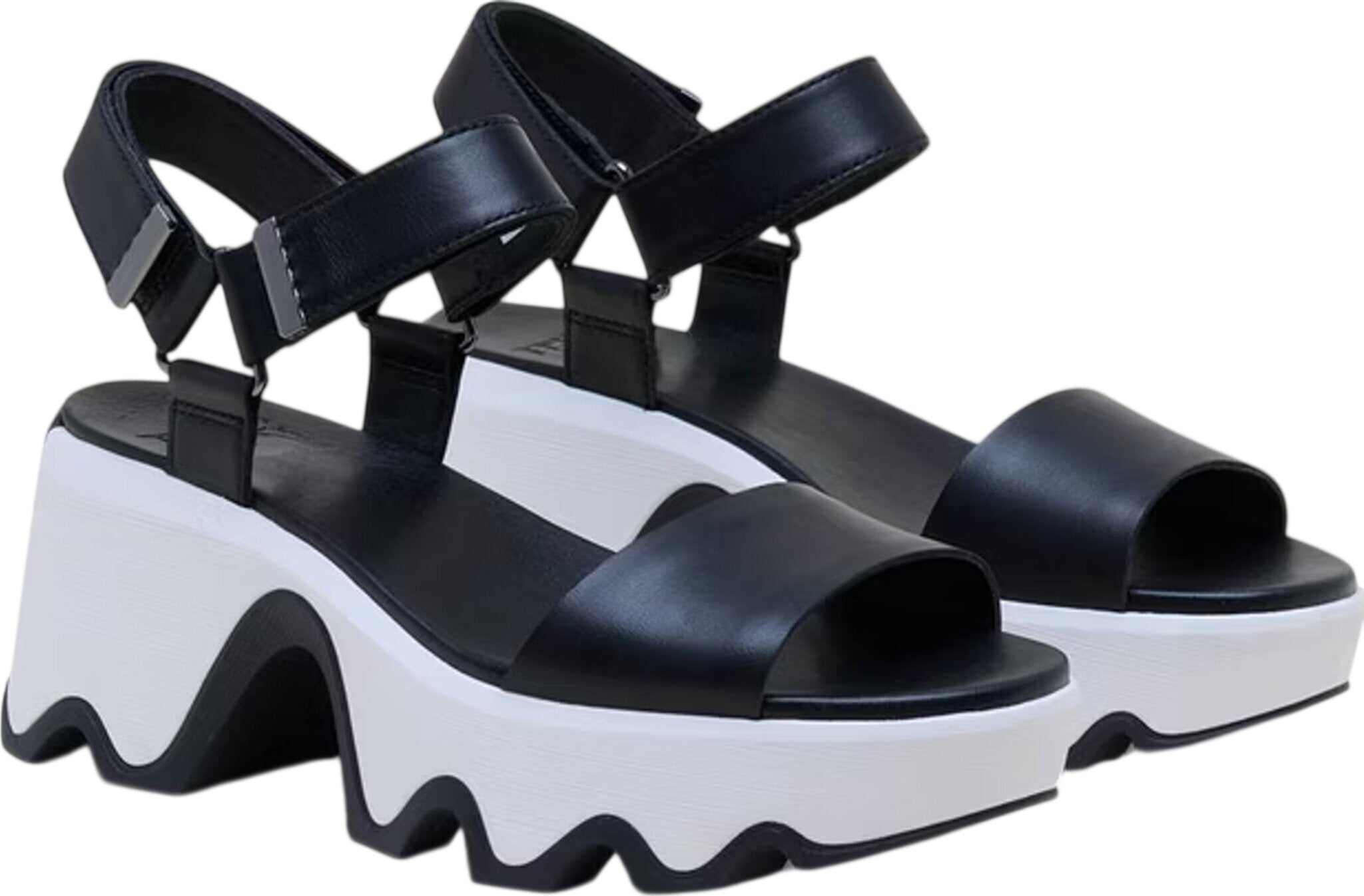 Kinetic Aura Y-strap sandals - Women's