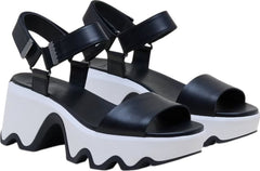 Kinetic Aura Y-strap sandals - Women's